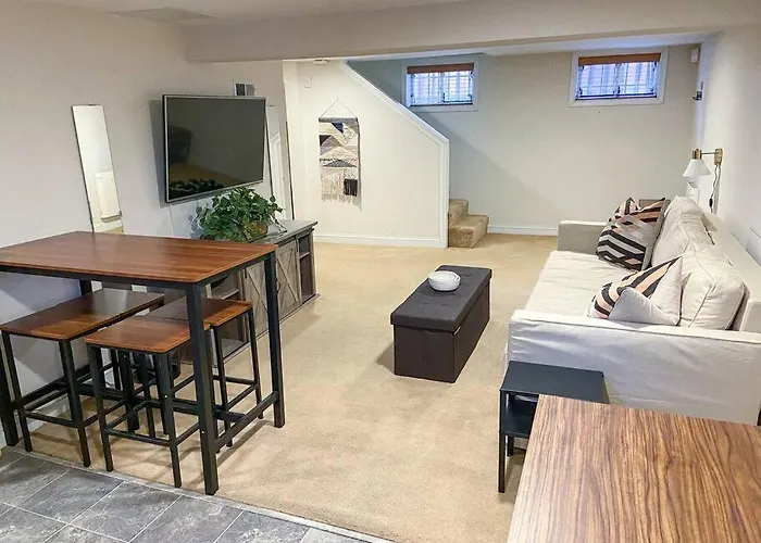 Rare Find Spacious Basement Apartment With Parking